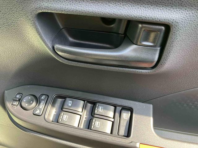 タント ファンクロス ワンオーナー 走行距離無制限12ヶ月保証付き 衝突軽減システム 両側オートドア シートヒータ 禁煙車 ワンオーナー オートLED レーンキープアシスト Bカメラ LEDヘットライト キーレスエントリー スマートキ-(32枚目)