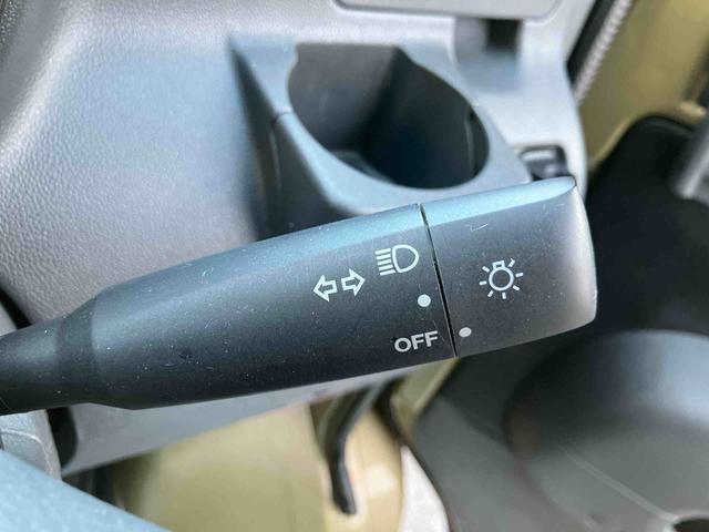 ハイゼットカーゴ デラックスリミテッド 走行距離無制限12ヶ月保証付き エアバッグ 禁煙車 助手席エアバック ABS 記録簿 両側スライドドア 盗難防止(20枚目)