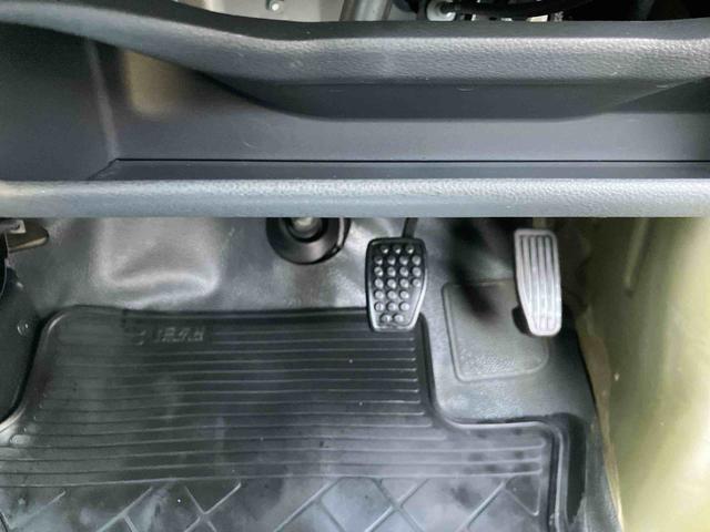ハイゼットカーゴ デラックスリミテッド 走行距離無制限12ヶ月保証付き エアバッグ 禁煙車 助手席エアバック ABS 記録簿 両側スライドドア 盗難防止(23枚目)