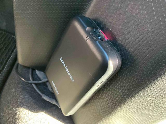 タント カスタムＲＳ　走行距離無制限１２ヶ月保証付き　両側パワスライドドア　レーンキープＡ　ＩＳＴＯＰ　ＢＴ対応　ＥＴＣ付き　メモリーナビゲーション　運転席シートヒーター　オートＬＥＤ　ターボエンジン　禁煙　ナビ付き（19枚目）