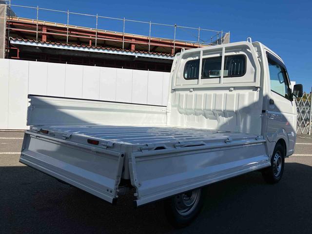 キャリイトラック ＫＣエアコン・パワステ　走行距離無制限１２ヶ月保証付き　整備点検記録簿　禁煙　助手席エアバック　ＡＣ　運転席エアバック　パートタイム４ＷＤ　パワステ　横滑防止　ＡＢＳ　オートライト　盗難防止システム　踏み間違い防止（36枚目）