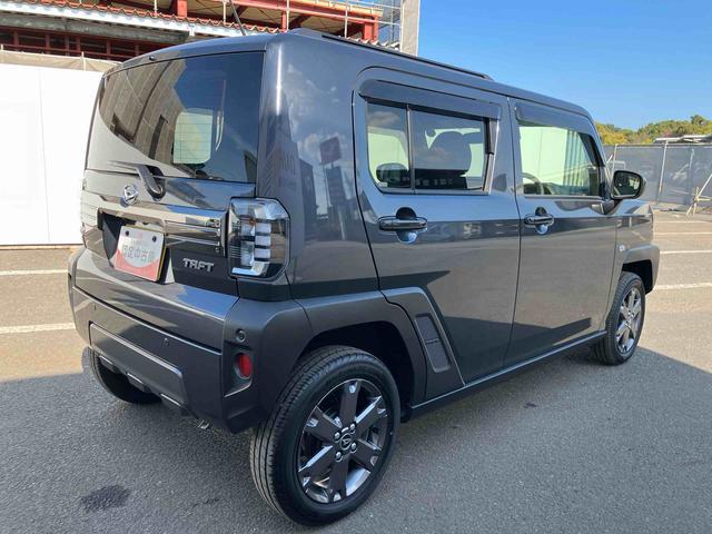 タフト Ｇ　ダーククロムベンチャー　ワンオーナー　走行距離無制限１２ヶ月保証付き　１オ－ナ－　ＢＬＵＥＴＯＯＴＨ　アダプティブクルコン　ＵＳＢ　リアカメラ　オートマチックハイビーム　ＬＥＤライト　レーンキープアシスト　キーフリー　記録簿　アルミ（14枚目）