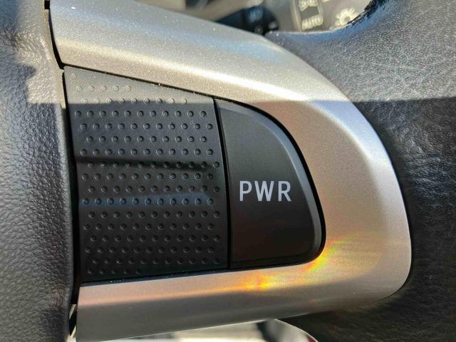 ３．「認定中古車カルテ」は、走行距離や修復歴に加えてキズ・凹みの有無・状態や消耗品の交換、過去の整備状況がわかります。