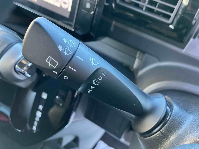 車のプロが厳しく！細かくチャックした内容を発行したものが車両状態証明書です。