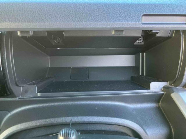 「支払い総額」は、弊社管轄エリア内登録で店頭納車の場合の金額となっております。