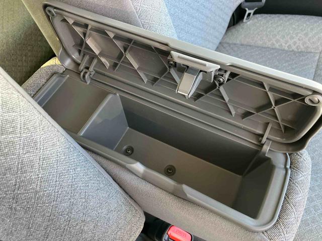 タント Ｘ　走行距離無制限１２ヶ月保証付き　アイドリングストップ車　ブレーキサポート　スマートキーシステム　ＥＴＣ車載器　禁煙　ＬＥＤライト　キーレスキー　Ｂカメラ　車線逸脱警報　オートハイビーム　盗難警報装置（39枚目）