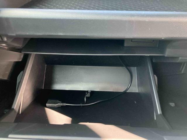 タフト Ｇ　ダーククロムベンチャー　走行距離無制限１２ヶ月保証付き　ＢＬＵＥＴＯＯＴＨ　カーナビ　ＥＳＣ　ＵＳＢ　リアカメラ　オートマチックハイビーム　メモリナビ　ＬＥＤライト　レーンキープアシスト　ＤＶＤ　アイドリングＳ　キーフリー（26枚目）