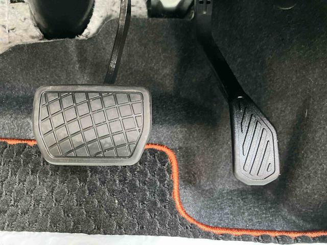 タント ファンクロスターボ　ワンオーナー　走行距離無制限１２ヶ月保証付き　ＬＥＤランプ　シートヒータ　衝突軽減ブレーキ　ＵＳＢ　Ｒカメラ　スマートキ　禁煙　ｉ－ｓｔｏｐ　車線逸脱警報　１オーナー　盗難警報装置　オートライト　アルミ　キーフリー（35枚目）