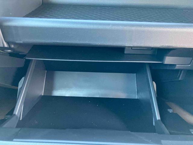 タフト Ｇ　ダーククロムベンチャー　ワンオーナー　走行距離無制限１２ヶ月保証付き　１オ－ナ－　アダプティブクルコン　リアカメラ　オートマチックハイビーム　ＬＥＤライト　レーンキープアシスト　アイドリングＳ　キーフリー　記録簿　アルミ　スマートキー（26枚目）