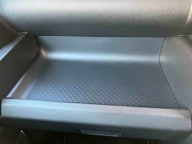 タント カスタムＸ　ワンオーナー　走行距離無制限１２ヶ月保証付き　衝突軽減ブレーキ　車線逸脱防止　Ｂｌｕｅｔｏｏｔｈオーディオ　アイドリングストップ機能　Ｂカメラ　禁煙　盗難警報装置　ＬＥＤ　ワンオーナー　キーレスエントリー　ＵＳＢ（35枚目）