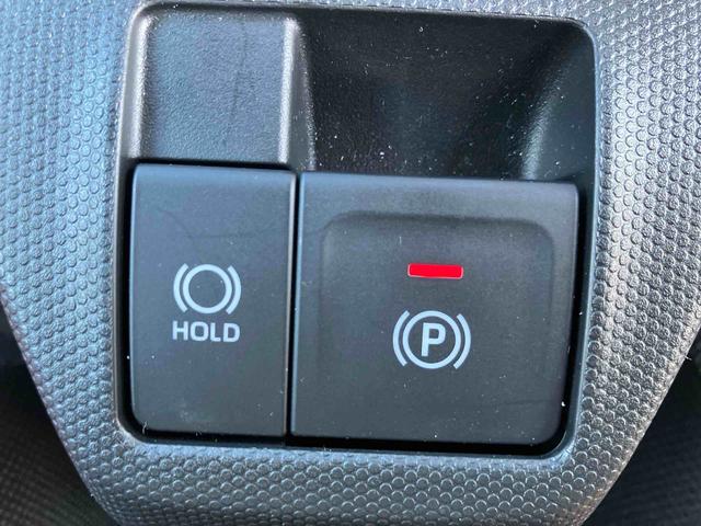 タフト Ｘ　ワンオーナー　走行距離無制限１２ヶ月保証付き　ハイビームアシスト　安全ボディ　キーフリー　記録簿　レーンキープ　ＬＥＤヘッドライト　ガラスルーフ　スマートキ－　オートライト　ワンオーナー　アイドリング　セキュリティ（17枚目）
