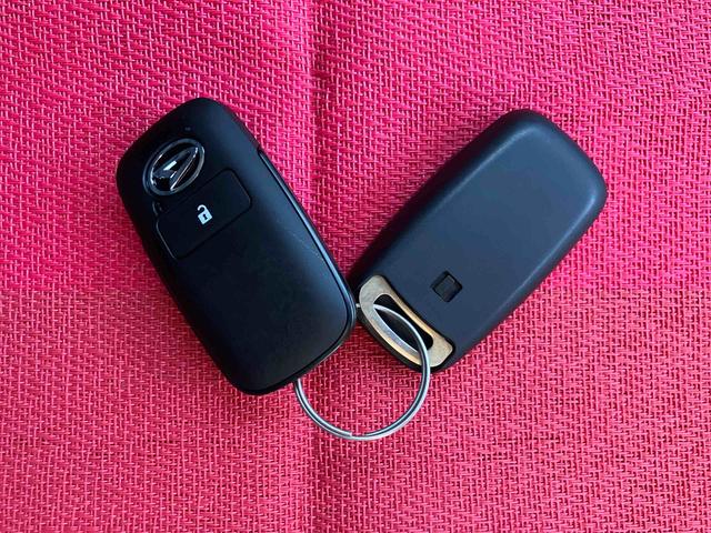 タフト Ｘ　ワンオーナー　走行距離無制限１２ヶ月保証付き　ハイビームアシスト　安全ボディ　キーフリー　記録簿　レーンキープ　ＬＥＤヘッドライト　ガラスルーフ　スマートキ－　オートライト　ワンオーナー　アイドリング　セキュリティ（41枚目）