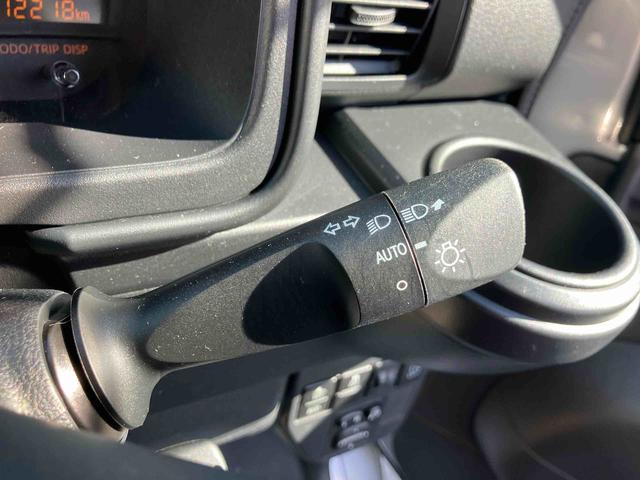 ハイゼットカーゴ クルーズＳＡＩＩＩ　走行距離無制限１２ヶ月保証付き　両側手動スライドドア　盗難防止装置　横滑防止装置　禁煙　車線逸脱警告　エアバック　エコアイドル　オートハイビーム　ＡＢＳ　オートライト　記録簿付　助手席エアバッグ（20枚目）