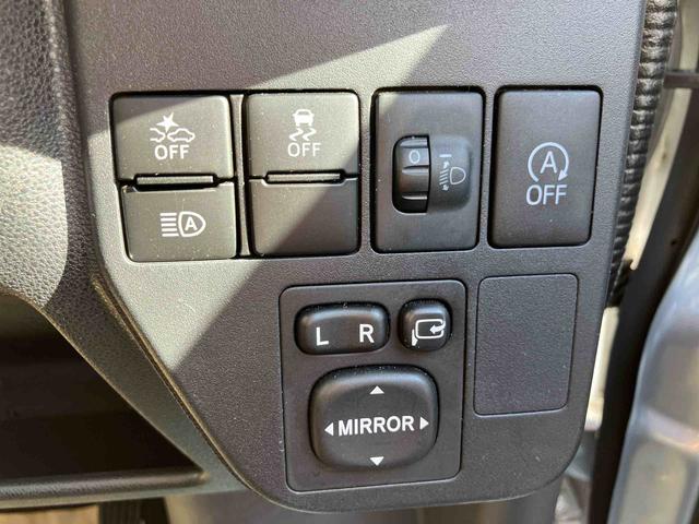 ハイゼットカーゴ クルーズＳＡＩＩＩ　走行距離無制限１２ヶ月保証付き　両側手動スライドドア　盗難防止装置　横滑防止装置　禁煙　車線逸脱警告　エアバック　エコアイドル　オートハイビーム　ＡＢＳ　オートライト　記録簿付　助手席エアバッグ（22枚目）