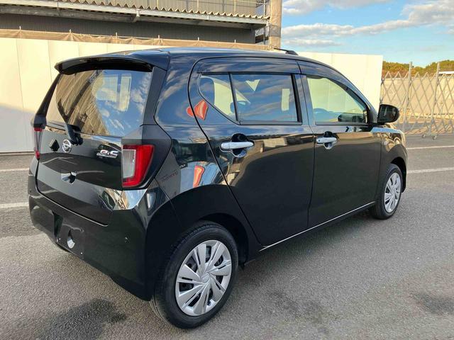 ミライース Ｘ　リミテッドＳＡＩＩＩ　走行距離無制限１２ヶ月保証付き　ＤＶＤＵＳＢチューナー搭載　バックカメラ付き　コーナーセンサー搭載　アイドリングストップ車　オートライト　オートハイビーム（14枚目）