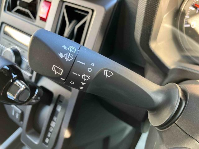 タフト Ｇ　クロムベンチャー　ワンオーナー　走行距離無制限１２ヶ月保証付き　レーダークルーズコントロール　ｂｌｕｅｔｏｏｔｈ　衝突軽減装置　Ｓヒーター　Ｂカメラ　車線逸脱警報装置　サンル－フ　Ａ－ＳＴＯＰ　ワンオーナー　ＵＳＢ　イモビ（23枚目）