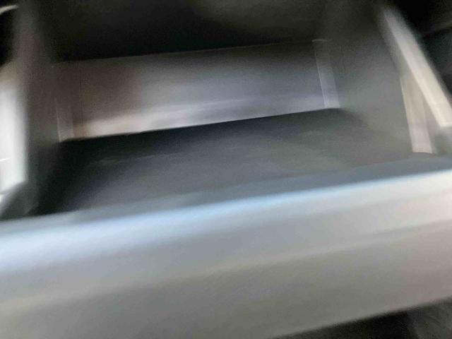 タフト Ｇ　クロムベンチャー　ワンオーナー　走行距離無制限１２ヶ月保証付き　レーダークルーズコントロール　ｂｌｕｅｔｏｏｔｈ　衝突軽減装置　Ｓヒーター　Ｂカメラ　車線逸脱警報装置　サンル－フ　Ａ－ＳＴＯＰ　ワンオーナー　ＵＳＢ　イモビ（31枚目）