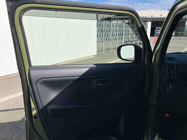 タフト Ｘ　ワンオーナー　走行距離無制限１２ヶ月保証付き　ハイビームアシスト　安全ボディ　キーフリー　記録簿　レーンキープ　ＬＥＤヘッドライト　ガラスルーフ　スマートキ－　オートライト　ワンオーナー　セキュリティ　衝突軽減Ｂ（31枚目）