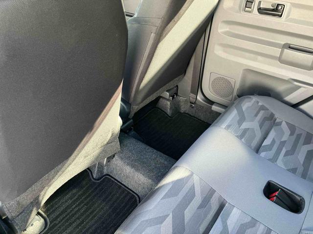 タフト Ｘ　ワンオーナー　走行距離無制限１２ヶ月保証付き　ハイビームアシスト　安全ボディ　キーフリー　記録簿　レーンキープ　ＬＥＤヘッドライト　ガラスルーフ　スマートキ－　オートライト　ワンオーナー　セキュリティ　衝突軽減Ｂ（35枚目）