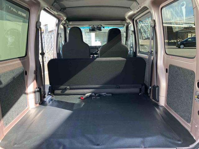 �����Ƃɕς��E�F���J���X�C�[�c��F�X�Ȃ����ݕ������y���ݒ����܂��B���C�y�ɂ��\���t���������B