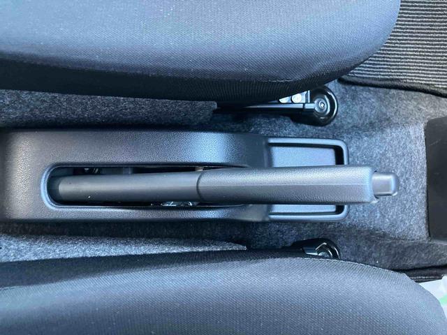 ミライース Ｘ　ＳＡＩＩＩ　ワンオーナー　走行距離無制限１２ヶ月保証付き　盗難防止アラーム　衝突回避支援ブレーキ機能　レーンキープアシスト　運転席助手席エアバック　Ｂカメ　横滑防止　点検記録簿付　１オーナー　ＬＥＤライト　オートハイビーム（17枚目）