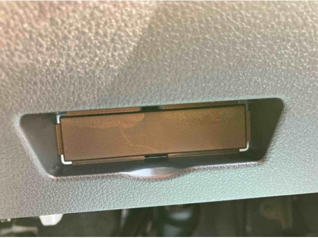 �R�D�u�F�蒆�ÎԃJ���e�v�́A���s������C�����ɉ����ăL�Y�E���݂̗L���E��Ԃ���Օi�̌����A�ߋ��̐����󋵂��킩��܂��B