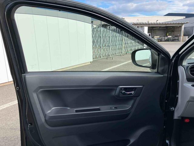 ミライース G SAIII ワンオーナー 走行距離無制限12ヶ月保証付き 車線逸脱警告 禁煙 リモコンキー ワンオーナー 前席シートヒーター セキュリティ LEDヘッドライト 運転席エアバッグ オートマチックハイビーム バックモニター ESC(28枚目)