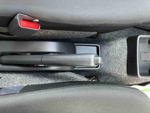 ミライース Ｇ　ＳＡＩＩＩ　ワンオーナー　走行距離無制限１２ヶ月保証付き　車線逸脱警告　禁煙　リモコンキー　ワンオーナー　前席シートヒーター　セキュリティ　運転席エアバッグ　オートマチックハイビーム　バックモニター　助手席エアバッグ　ＥＳＣ（17枚目）