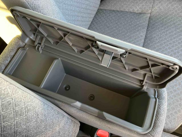 タント Ｘ　ワンオーナー　走行距離無制限１２ヶ月保証付き　アイドリングストップ車　ブレーキサポート　スマートキーシステム　禁煙　ＬＥＤライト　キーレスキー　Ｂカメラ　車線逸脱警報　オートハイビーム　片側電動両側スライドドア（36枚目）