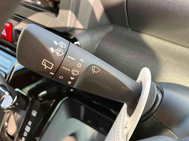 タント カスタムX ワンオーナー 走行距離無制限12ヶ月保証付き 衝突軽減ブレーキ 車線逸脱防止 アイドリングストップ機能 Bカメラ 禁煙 盗難警報装置 LED ワンオーナー キーレスエントリー 前席シートヒーター オートLED(22枚目)