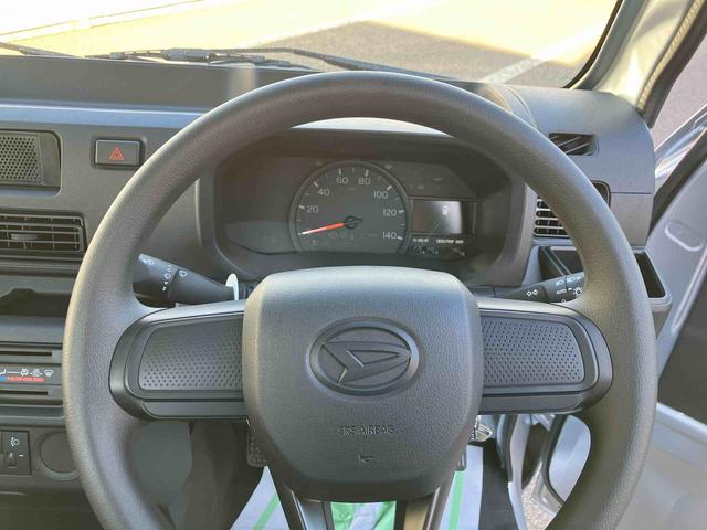 ハイゼットトラック スタンダード　農用スペシャル　ワンオーナー　走行距離無制限１２ヶ月保証付き　レーンキープアシスト　整備記録簿　助手席エアバック　誤発進抑制機能　禁煙　オートハイビーム　ＰＳ　ワンオーナー　エアコン付　衝突安全ボディ　運転席エアバック　横滑り防止（18枚目）