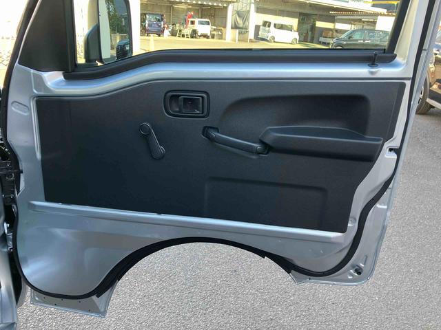 ハイゼットトラック スタンダード　農用スペシャル　ワンオーナー　走行距離無制限１２ヶ月保証付き　レーンキープアシスト　整備記録簿　助手席エアバック　誤発進抑制機能　禁煙　オートハイビーム　ＰＳ　ワンオーナー　エアコン付　衝突安全ボディ　運転席エアバック　横滑り防止（29枚目）