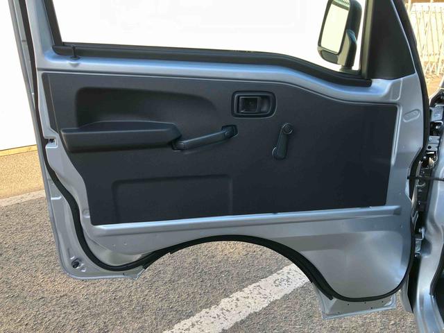 ハイゼットトラック スタンダード　農用スペシャル　ワンオーナー　走行距離無制限１２ヶ月保証付き　レーンキープアシスト　整備記録簿　助手席エアバック　誤発進抑制機能　禁煙　オートハイビーム　ＰＳ　ワンオーナー　エアコン付　衝突安全ボディ　運転席エアバック　横滑り防止（30枚目）