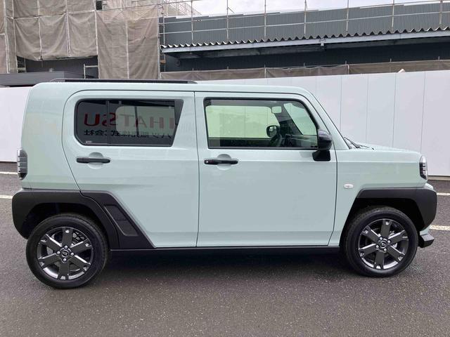 タフト Ｇ　ダーククロムベンチャー　走行距離無制限１２ヶ月保証付き　１オ－ナ－　リアカメラ　オートマチックハイビーム　ＬＥＤライト　レーンキープアシスト　アイドリングＳ　キーフリー　記録簿　アルミ　禁煙車　スマートキー　衝突安全ボディ（8枚目）