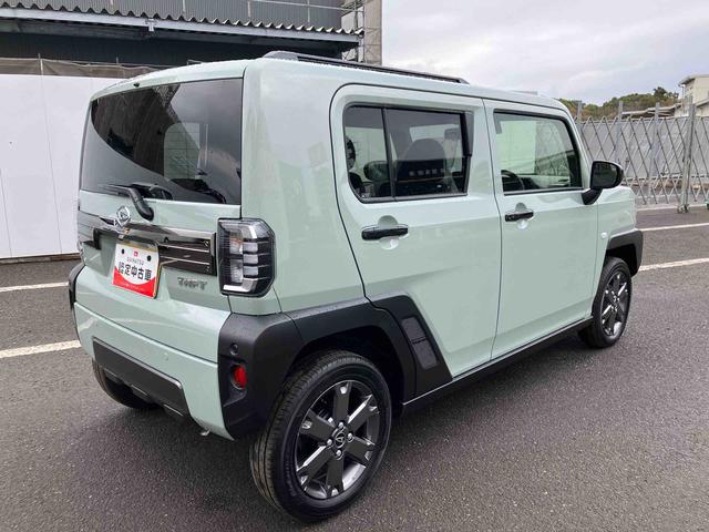 タフト Ｇ　ダーククロムベンチャー　走行距離無制限１２ヶ月保証付き　１オ－ナ－　リアカメラ　オートマチックハイビーム　ＬＥＤライト　レーンキープアシスト　アイドリングＳ　キーフリー　記録簿　アルミ　禁煙車　スマートキー　衝突安全ボディ（13枚目）