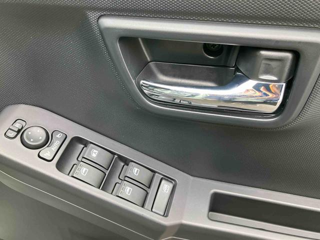 タフト Ｇ　ダーククロムベンチャー　走行距離無制限１２ヶ月保証付き　１オ－ナ－　リアカメラ　オートマチックハイビーム　ＬＥＤライト　レーンキープアシスト　アイドリングＳ　キーフリー　記録簿　アルミ　禁煙車　スマートキー　衝突安全ボディ（31枚目）