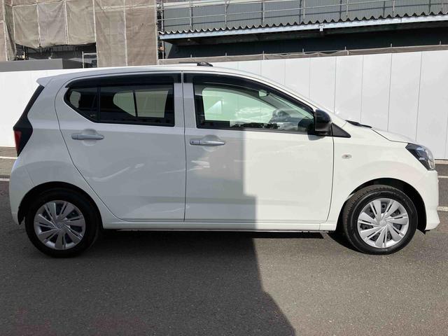 ミライース Ｘ　ＳＡＩＩＩ　　ワンオーナー　走行距離無制限１２ヶ月保証付き　盗難防止アラーム　衝突回避支援ブレーキ機能　レーンキープアシスト　運転席助手席エアバック　Ｂカメ　横滑防止　点検記録簿付　１オーナー　ＬＥＤライト　オートハイビーム（11枚目）