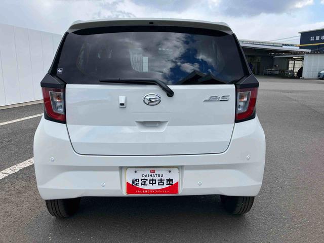 ミライース Ｘ　ＳＡＩＩＩ　　ワンオーナー　走行距離無制限１２ヶ月保証付き　盗難防止アラーム　衝突回避支援ブレーキ機能　レーンキープアシスト　運転席助手席エアバック　Ｂカメ　横滑防止　点検記録簿付　１オーナー　ＬＥＤライト　オートハイビーム（12枚目）