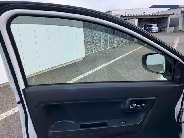 ミライース Ｘ　ＳＡＩＩＩ　　ワンオーナー　走行距離無制限１２ヶ月保証付き　盗難防止アラーム　衝突回避支援ブレーキ機能　レーンキープアシスト　運転席助手席エアバック　Ｂカメ　横滑防止　点検記録簿付　１オーナー　ＬＥＤライト　オートハイビーム（31枚目）