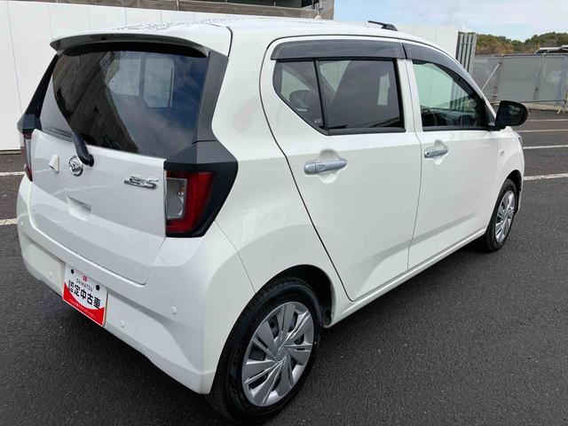 ミライース Ｘ　ＳＡＩＩＩ　ワンオーナー　走行距離無制限１２ヶ月保証付き　盗難防止アラーム　衝突回避支援ブレーキ機能　レーンキープアシスト　安全ボディ　運転席助手席エアバック　Ｂカメ　横滑防止　点検記録簿付　１オーナー　ＬＥＤライト　ＡＢＳ（12枚目）