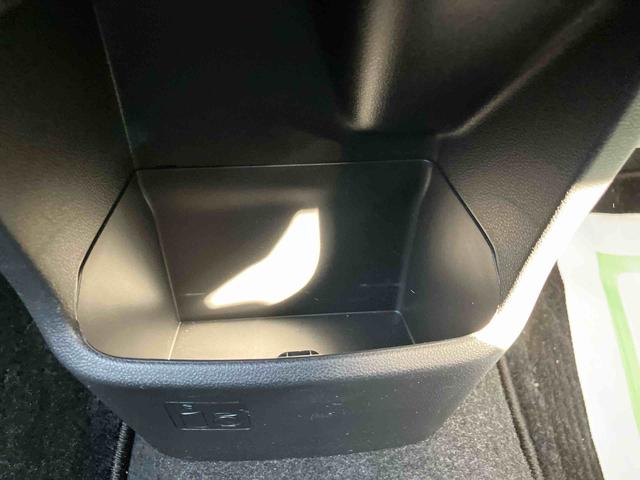 �R�D�u�F�蒆�ÎԃJ���e�v�́A���s������C�����ɉ����ăL�Y�E���݂̗L���E��Ԃ���Օi�̌����A�ߋ��̐����󋵂��킩��܂��B