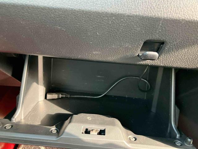 ハイゼットトラック ジャンボエクストラ　走行距離無制限１２ヶ月保証付き　アイドリングストップ付き　Ｂｌｕｅｔｏｏｔｈオーディオ　ナビ付き　オートＬＥＤ　記録簿あり　ブレーキサポート　盗難防止システム　禁煙　ダブルエアバッグ　ＤＶＤ再生（24枚目）