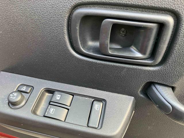 ハイゼットトラック ジャンボエクストラ　走行距離無制限１２ヶ月保証付き　アイドリングストップ付き　Ｂｌｕｅｔｏｏｔｈオーディオ　ナビ付き　オートＬＥＤ　記録簿あり　ブレーキサポート　盗難防止システム　禁煙　ダブルエアバッグ　ＤＶＤ再生（28枚目）