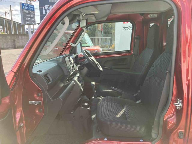 ハイゼットトラック ジャンボエクストラ　走行距離無制限１２ヶ月保証付き　アイドリングストップ付き　Ｂｌｕｅｔｏｏｔｈオーディオ　ナビ付き　オートＬＥＤ　記録簿あり　ブレーキサポート　盗難防止システム　禁煙　ダブルエアバッグ　ＤＶＤ再生（31枚目）