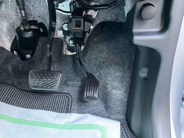 ミライース G SAIII ワンオーナー 走行距離無制限12ヶ月保証付き 車線逸脱警告 禁煙 リモコンキー ワンオーナー 前席シートヒーター セキュリティ LEDヘッドライト 運転席エアバッグ オートマチックハイビーム 助手席エアバッグ AW(16枚目)