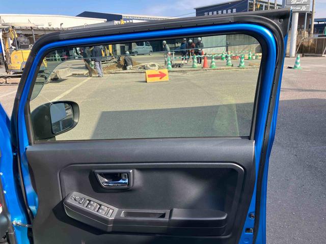 タフト Ｇターボ　走行距離無制限１２ヶ月保証付き　車線逸脱防止　ＵＳＢ入力　Ｂｌｕｅｔｏｏｔｈ対応　禁煙　ＡＴハイビーム　Ｒカメラ　ＥＴＣ車載器　ＬＥＤランプ　Ａライト　キーフリー　スマートキー　盗難防止システム　ナビ（36枚目）