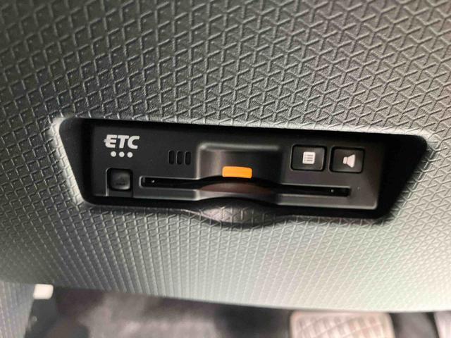 タント カスタムＲＳ　走行距離無制限１２ヶ月保証付き　両側パワスライドドア　レーンキープＡ　ＩＳＴＯＰ　ＢＴ対応　ＥＴＣ付き　メモリーナビゲーション　運転席シートヒーター　オートＬＥＤ　ターボエンジン　禁煙　ナビ付き（7枚目）