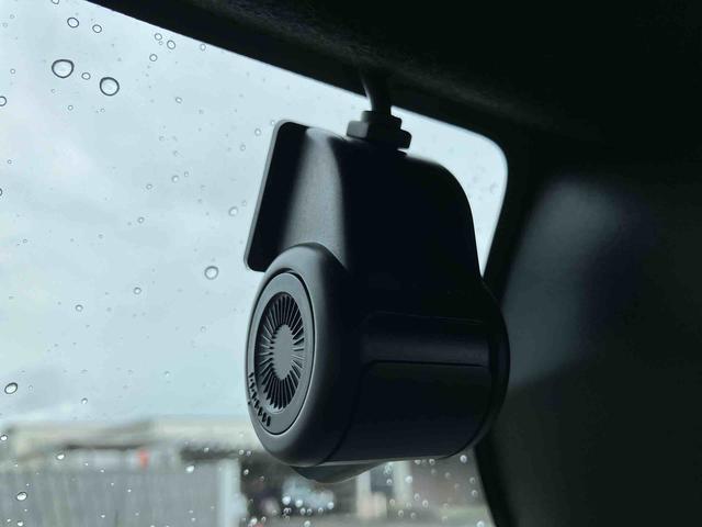 タント カスタムＲＳ　走行距離無制限１２ヶ月保証付き　両側パワスライドドア　レーンキープＡ　ＩＳＴＯＰ　ＢＴ対応　ＥＴＣ付き　メモリーナビゲーション　運転席シートヒーター　オートＬＥＤ　ターボエンジン　禁煙　ナビ付き（8枚目）