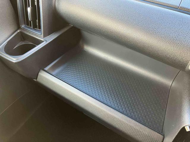 タント カスタムＸ　走行距離無制限１２ヶ月保証付き　衝突軽減ブレーキ　車線逸脱防止　アイドリングストップ機能　Ｂカメラ　禁煙　盗難警報装置　ＬＥＤ　キーレスエントリー　前席シートヒーター　オートＬＥＤ　スマキー（34枚目）