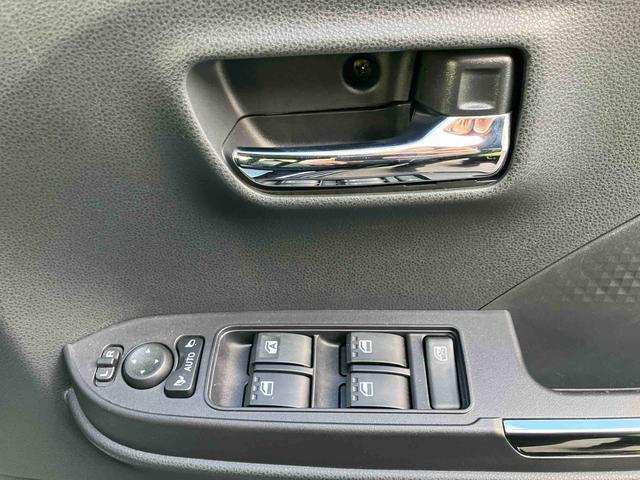 タント カスタムＸ　走行距離無制限１２ヶ月保証付き　衝突軽減ブレーキ　車線逸脱防止　アイドリングストップ機能　Ｂカメラ　禁煙　盗難警報装置　ＬＥＤ　キーレスエントリー　前席シートヒーター　オートＬＥＤ　スマキー（40枚目）